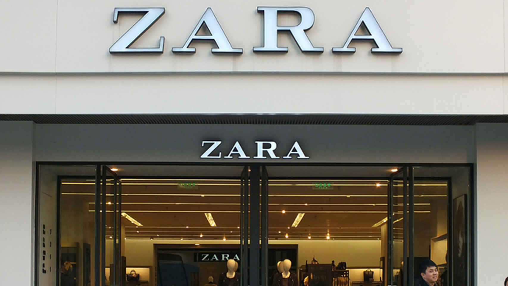 Inditex Cobrará Por Las Devoluciones Online De Zara