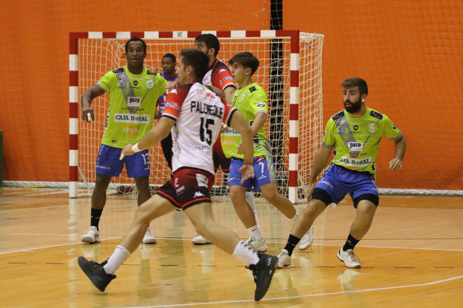 El Balonmano Zamora No Puede Contra Un Gigante En La Copa Del Rey